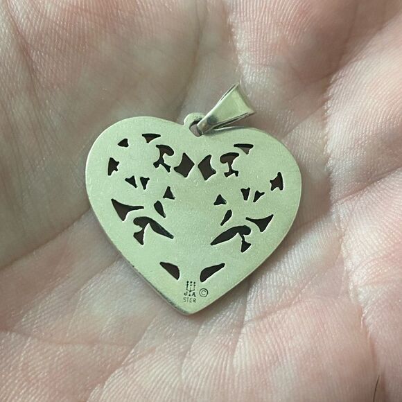 James Avery Retired Floral Heart Pendant - Picture 2 of 3